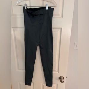 BLANQI® Everyday™
Maternity Belly Support Leggings